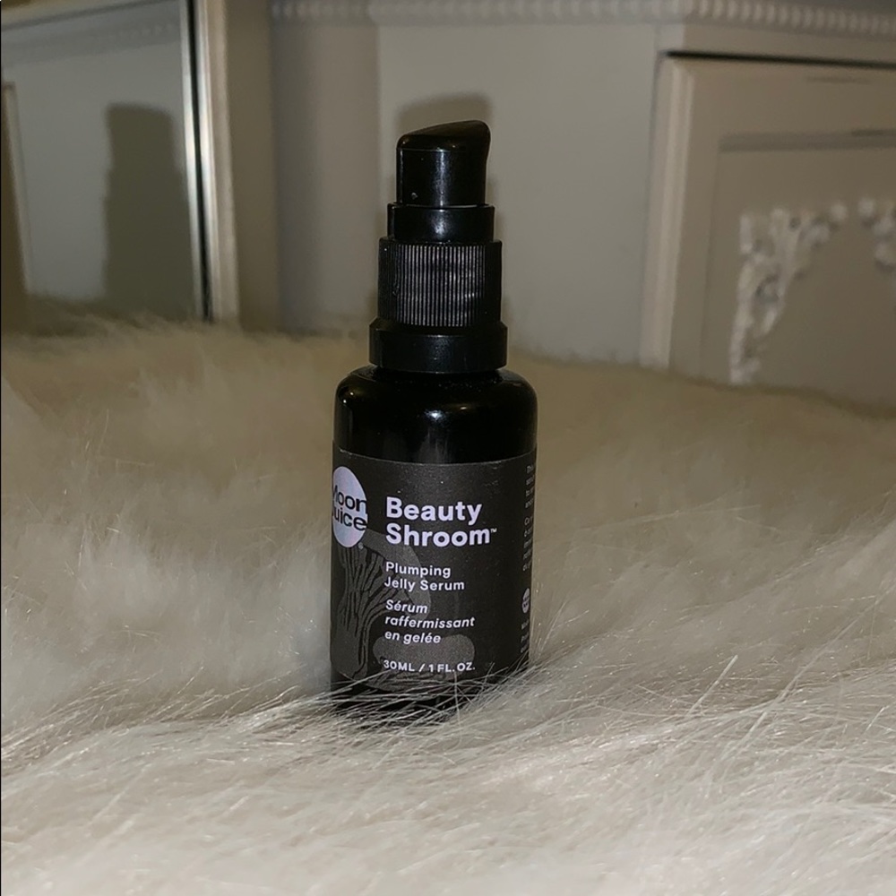 Moon Juice Beauty Shroom Plumping Jelly Serum